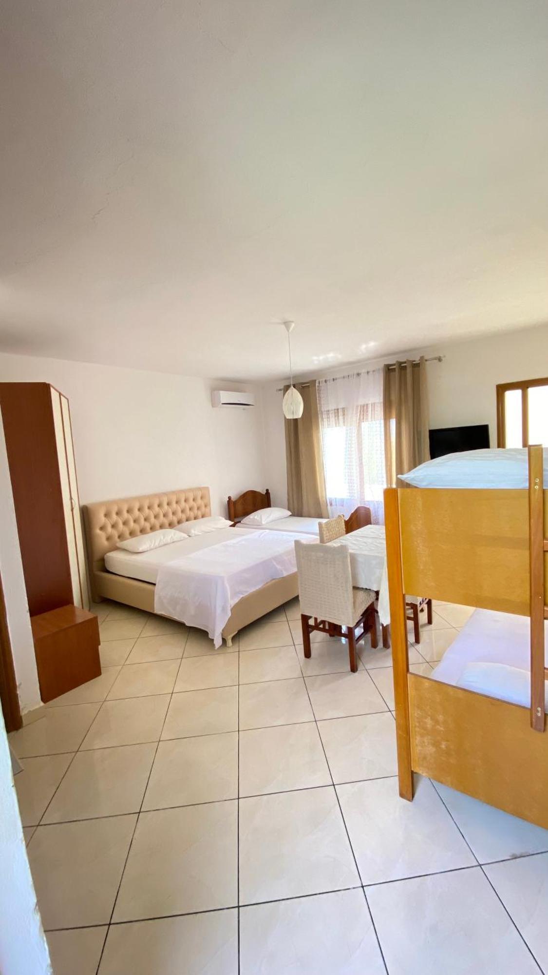 Apartament Radhime Vlorë Exterior foto