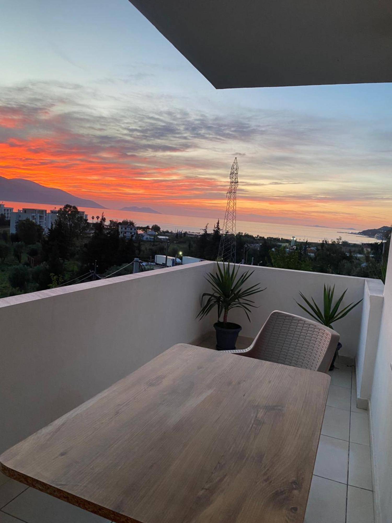 Apartament Radhime Vlorë Exterior foto