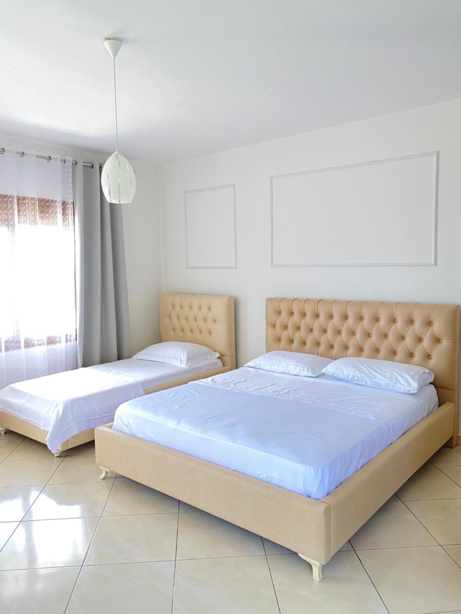 Apartament Radhime Vlorë Exterior foto